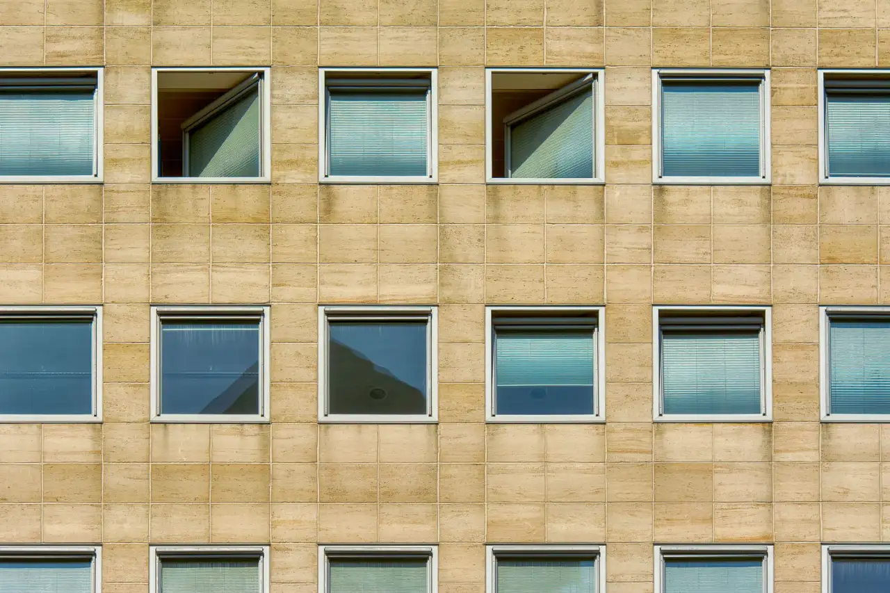 重庆地区亚健康人群经络调理项目选择与实施要点分析